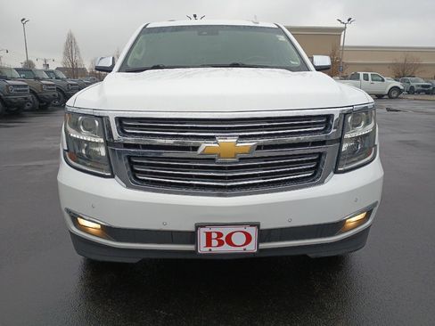 Used 2019 Chevrolet Suburban Premier image 2