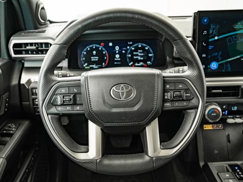 Used 2025 Toyota 4Runner TRD Off-Road Premium w/ Tow Technology Package AWD/4WD image 44