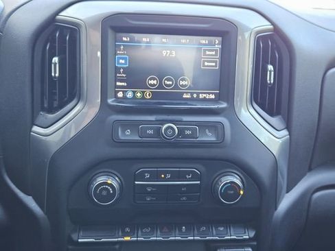 Used 2021 Chevrolet Silverado 1500 Custom image 21