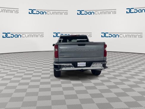 Used 2024 Chevrolet Silverado 1500 LT AWD/4WD image 7