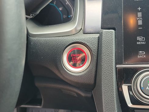 Used 2017 Honda Civic EX-L image 29