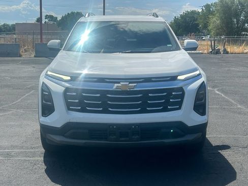 Used 2025 Chevrolet Equinox LT w/ Convenience Package II AWD/4WD image 8