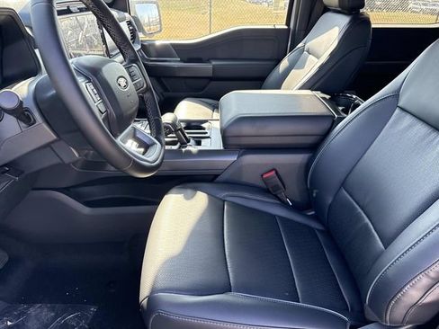 New 2026 Ford F150 Lariat w/ Equipment Group 501A Mid image 22