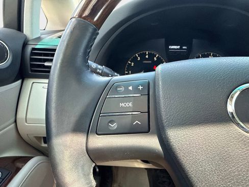 Used 2011 Lexus RX 350 2WD w/ Premium Pkg image 28