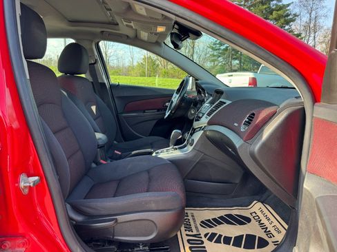 Used 2014 Chevrolet Cruze LT w/ All-Star Edition FWD image 18