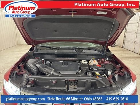 Used 2023 GMC Acadia SLE w/ Driver Convenience Package image 22