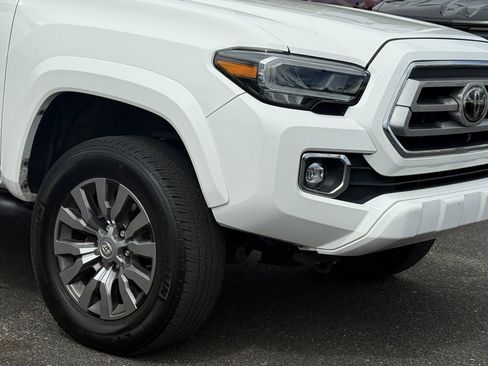 Used 2023 Toyota Tacoma Limited AWD/4WD image 2