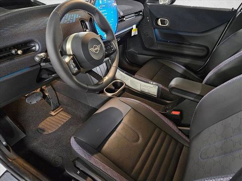 New 2026 MINI Cooper 4-Door Hardtop image 9