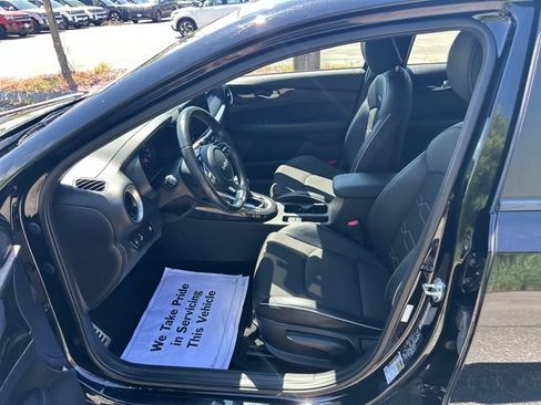 Used 2024 Kia Forte GT-Line FWD image 9