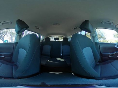 Used 2025 Kia Soul LX w/ LX Technology Package image 36