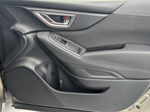 Used 2019 Subaru Forester Premium image 25