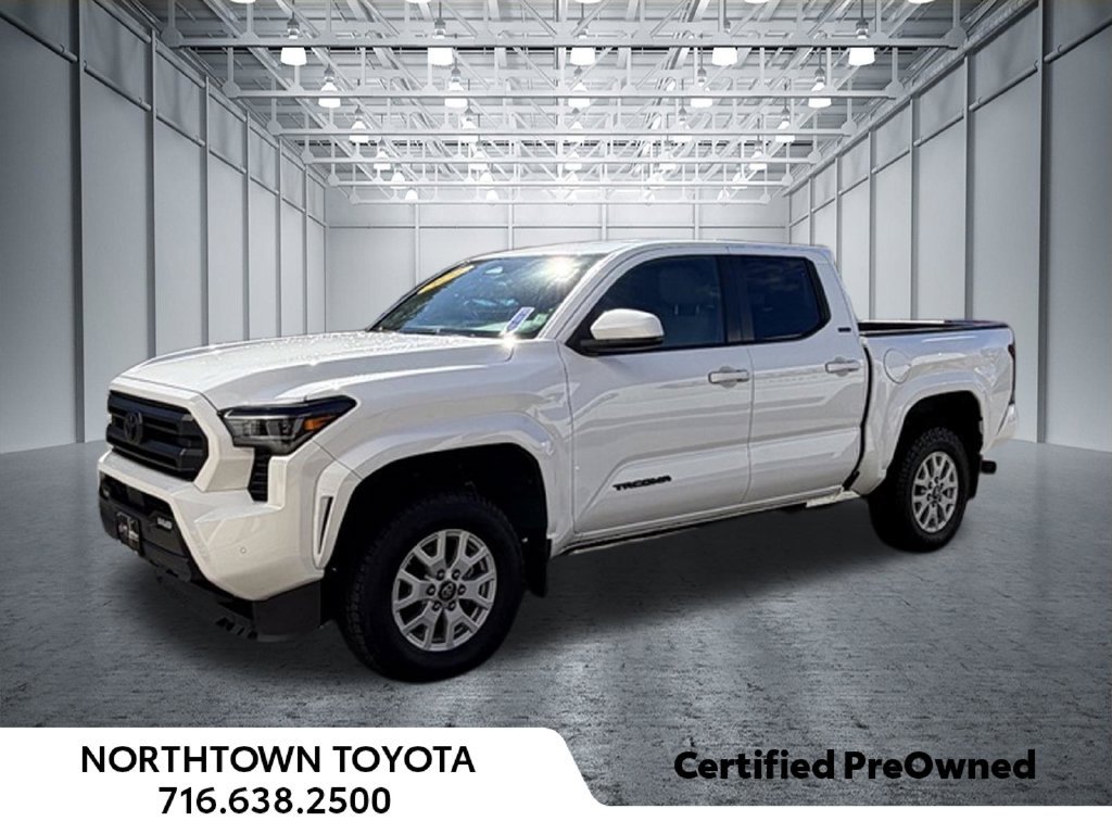 Used 2024 Toyota Tacoma SR5 AWD/4WD image 3