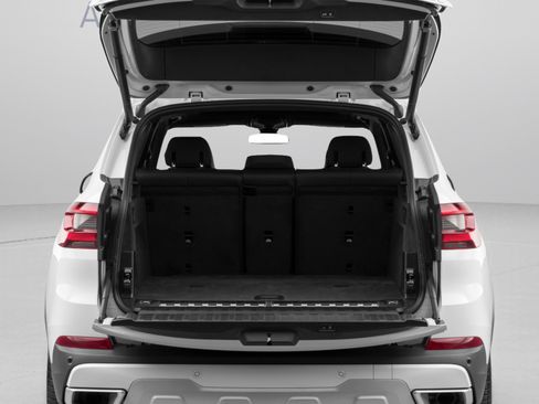 Used 2023 BMW X5 xDrive45e w/ Executive Package AWD/4WD image 14
