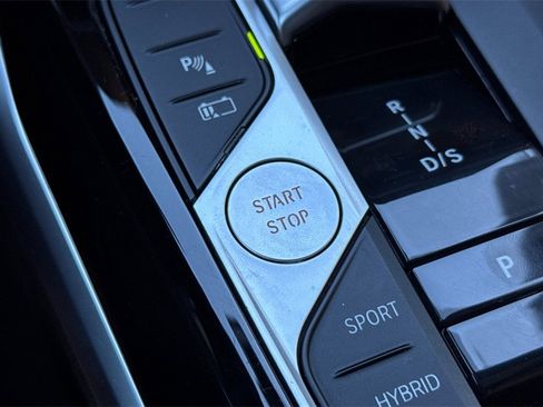 Used 2023 BMW 330e 330e iPerformance w/ Driving Assistance Package image 27