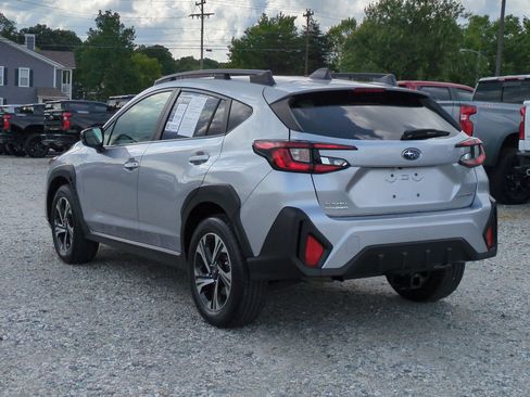 Used 2024 Subaru Crosstrek 2.0i Premium AWD/4WD image 8