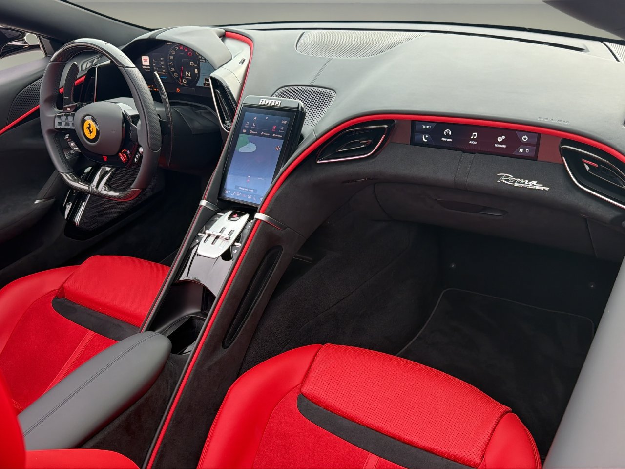 Used 2025 Ferrari Roma Spider RWD image 19