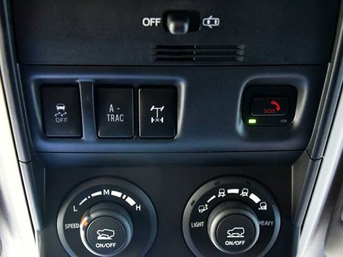 Certified 2024 Toyota 4Runner TRD Off-Road AWD/4WD image 27