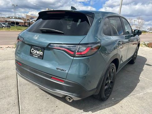 Used 2023 Honda HR-V Sport image 10