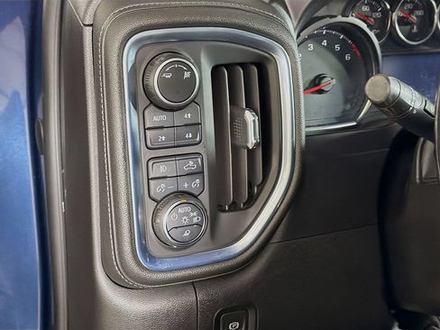 Used 2019 Chevrolet Silverado 1500 LTZ w/ LTZ Plus Package AWD/4WD image 11