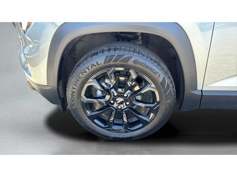 Used 2025 GMC Terrain Elevation w/ Black Edition AWD/4WD image 20
