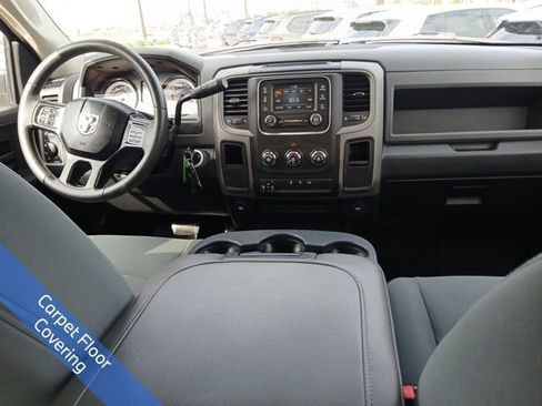 Used 2018 RAM 2500 Tradesman w/ Chrome Appearance Group image 12