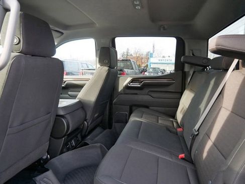 Used 2024 Chevrolet Silverado 1500 LT Trail Boss w/ Protection Package image 9