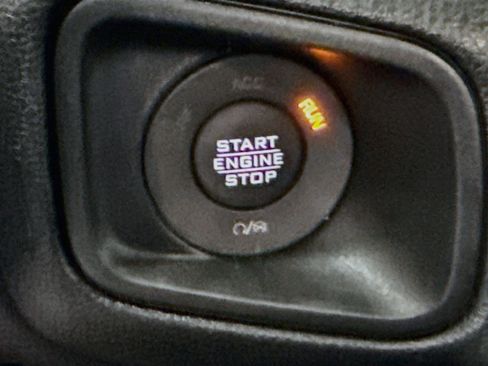 Used 2024 Jeep Wrangler Unlimited Sport AWD/4WD image 21
