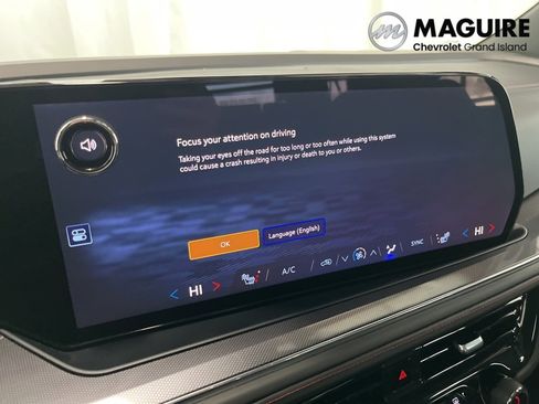 Used 2025 Chevrolet Suburban RST w/ RST Capability Package image 12