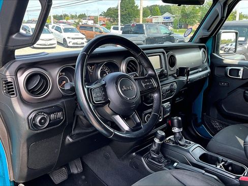Used 2020 Jeep Wrangler Sport AWD/4WD image 11