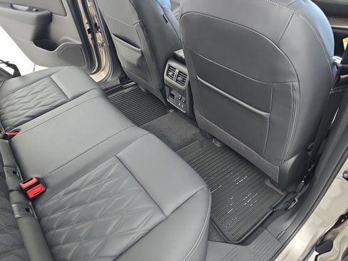 New 2026 Nissan Rogue Platinum w/ Platinum Premium Package AWD/4WD image 11