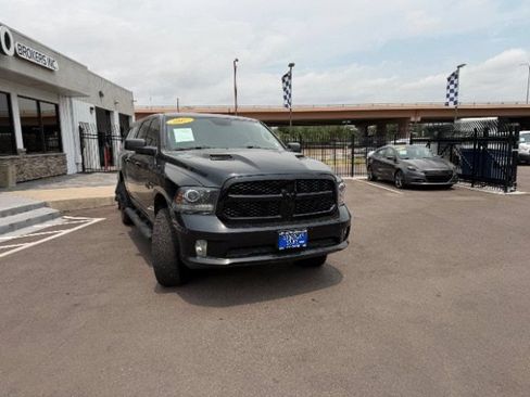 Used 2017 RAM 1500 Sport w/ Convenience Group AWD/4WD image 15