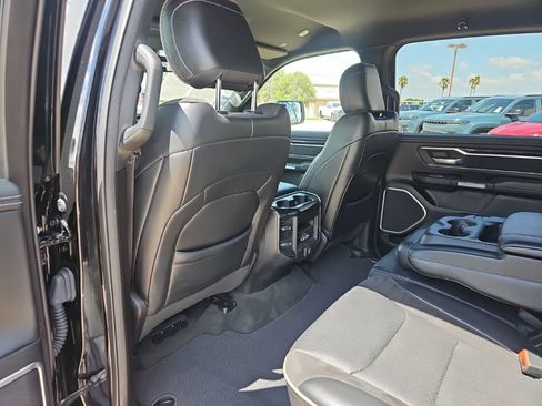 Used 2020 RAM 1500 Laramie AWD/4WD image 18