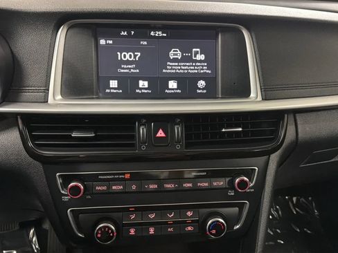 Used 2020 Kia Optima FWD image 14