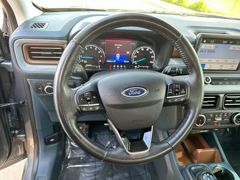 Used 2022 Ford Maverick Lariat image 14