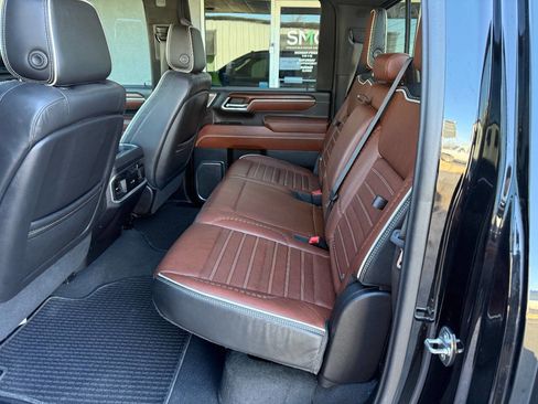 Used 2024 GMC Sierra 2500 Denali Ultimate w/ Max Trailering Package image 21