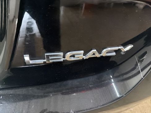 Used 2015 Subaru Legacy 2.5i Limited AWD/4WD image 9