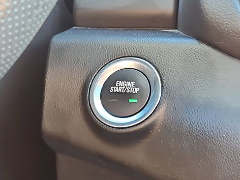 Certified 2022 GMC Terrain SLE w/ Driver Convenience Package image 23