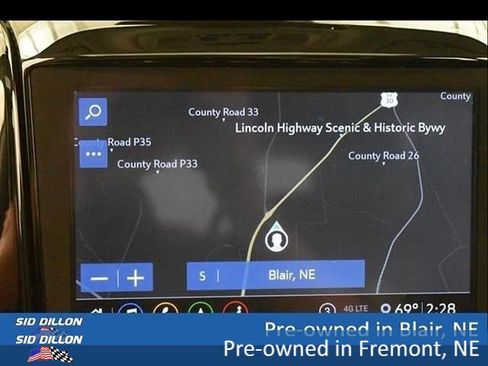 Used 2020 Chevrolet Traverse Premier w/ Redline Edition AWD/4WD image 2