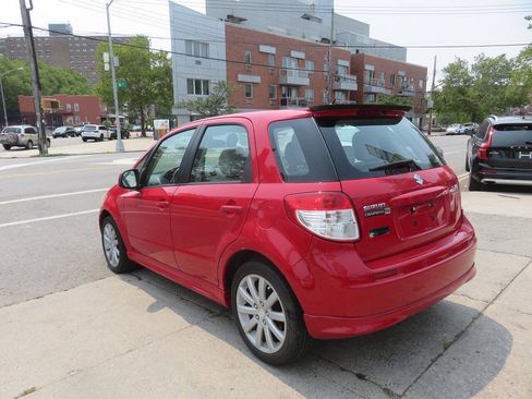 Used 2012 Suzuki SX4 Sportback FWD image 5