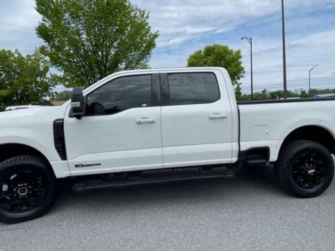 Certified 2025 Ford F250 Lariat w/ Lariat Ultimate Package AWD/4WD image 5