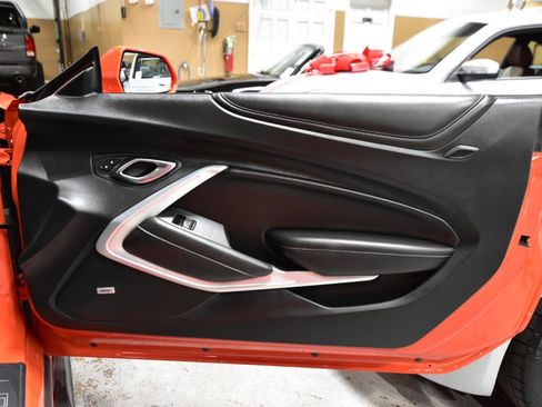 Used 2019 Chevrolet Camaro SS RWD image 47