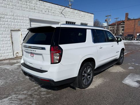 Used 2021 Chevrolet Suburban LT image 5