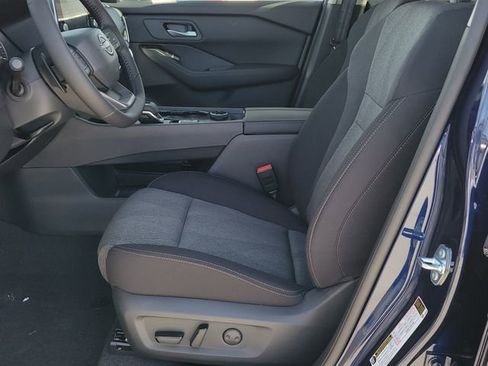 New 2026 Nissan Rogue SV AWD/4WD image 6