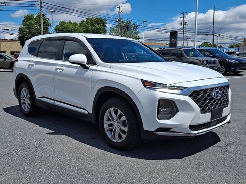 Used 2019 Hyundai Santa Fe SE AWD/4WD image 3