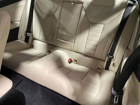 Used 2021 BMW 440i xDrive Coupe w/ Premium Package image 17