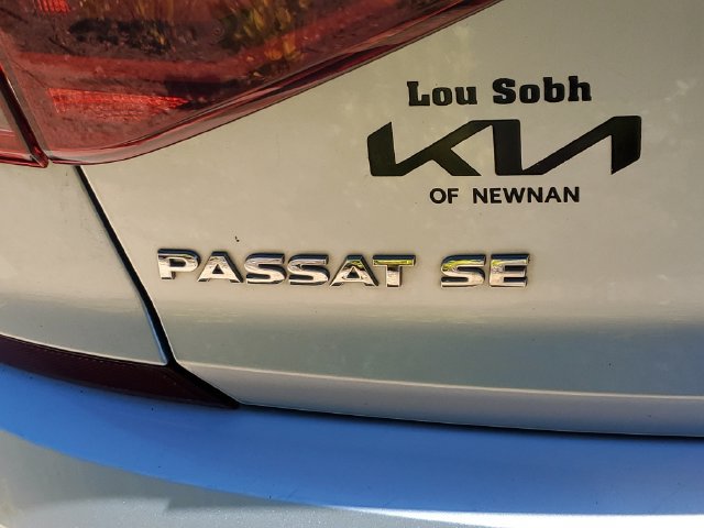 Used 2018 Volkswagen Passat 2.0T SE FWD image 7