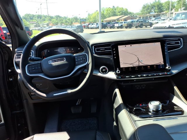 New 2026 Jeep Grand Wagoneer 4WD image 7