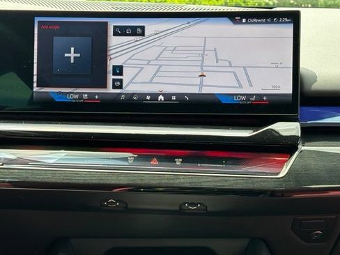 Certified 2026 BMW i5 eDrive40 w/ M Sport Package AWD/4WD image 23