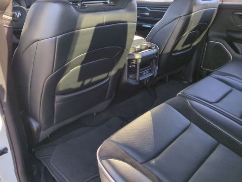 Used 2025 RAM 1500 Laramie image 19