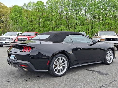 Used 2024 Ford Mustang GT Premium RWD image 6